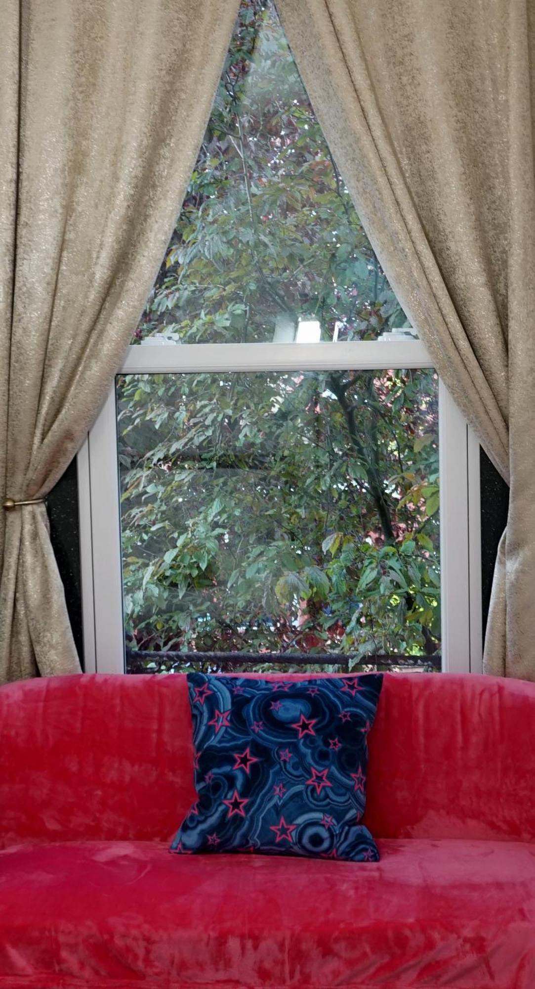 Beautiful London Home Sleeps 6, 2 Minutes To Metro Buitenkant foto